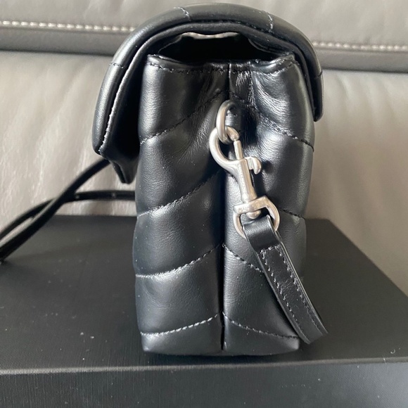 YSL Loulou Toy - Picture 2 of 15